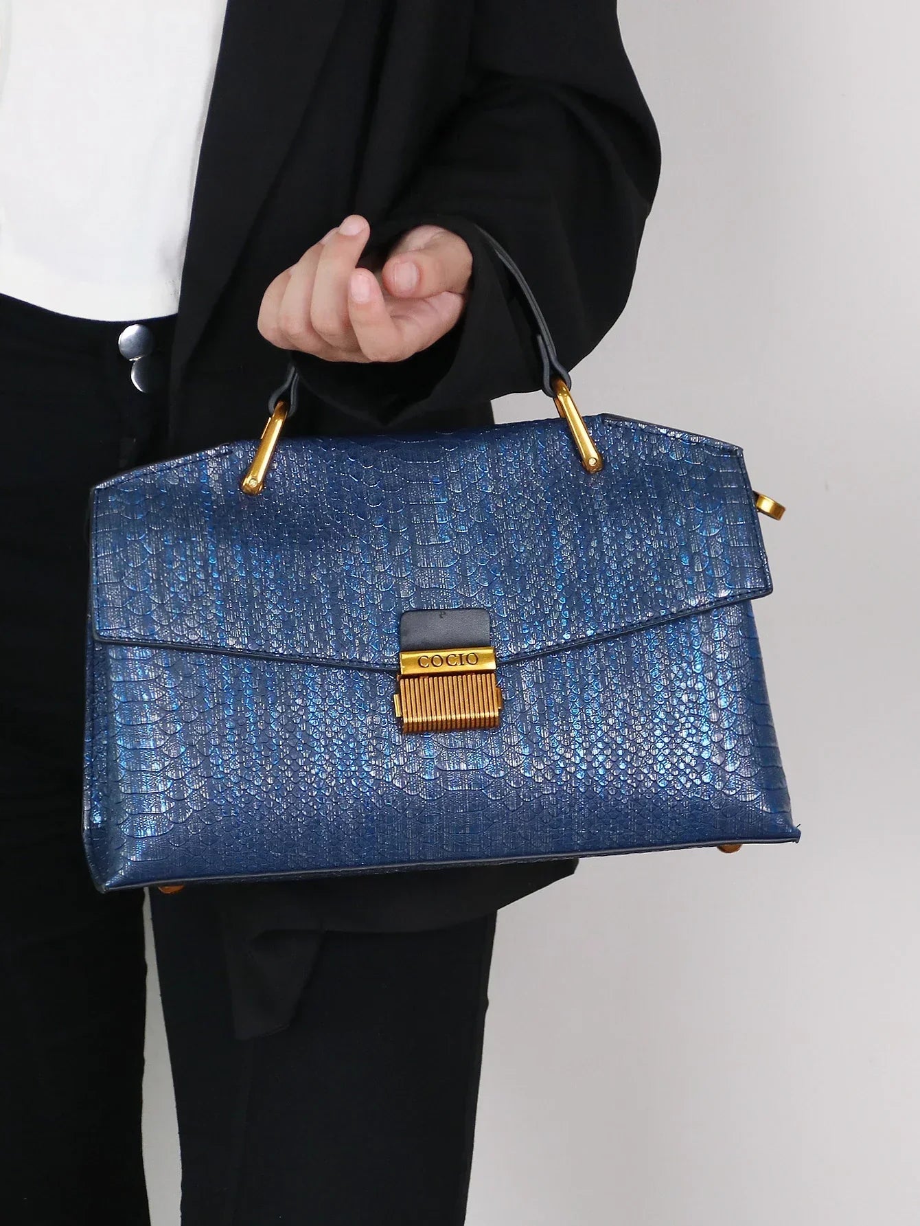 Birgitta | Python Tote